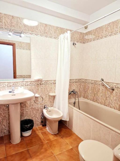 Comfortable Centrally Located Apartment Playa Feñabe 外观 照片